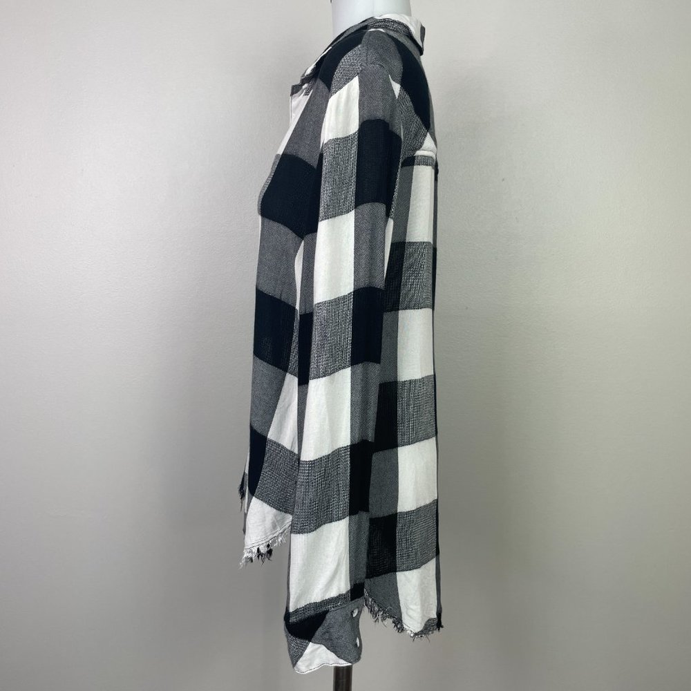 Cloth & Stone Top Small Black White‎ Buffalo Check Split-Back Fray Hem Button-Up - Picture 6 of 14